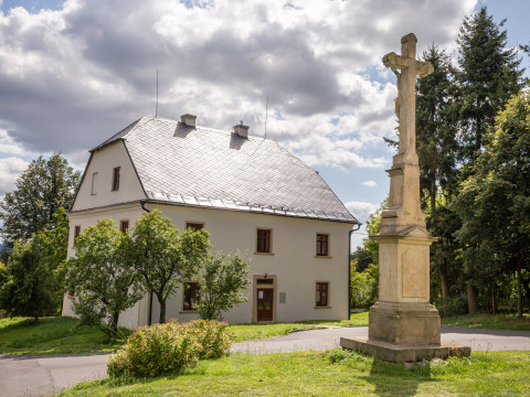 Tvrdkov, Penzion U Křížové cesty