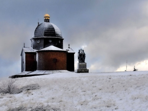 Dolní Bečva, Kaple sv. Cyrila a Metoděje na Radhošti