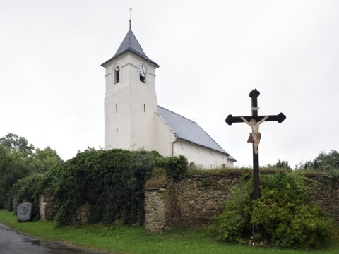 Rusín-Hrozová, kostel sv. Michaela Archanděla