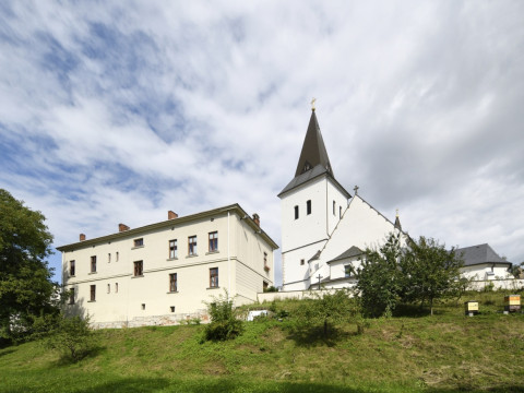 Karviná-Fryštát, kostel Povýšení sv. Kříže