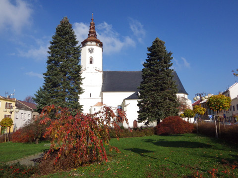 Bílovec, kostel sv. Mikuláše