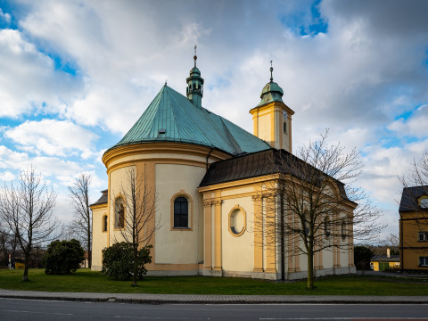 Ostrava-Stará Bělá, kostel sv. Jana Nepomuckého a sv. Mikuláše